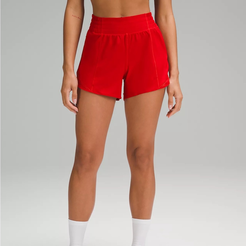 Lululemon Hotty Hot High-Rise Lined Short 4"